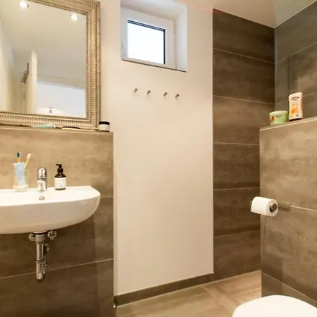 Skipperlodge - Versteck Am Strom