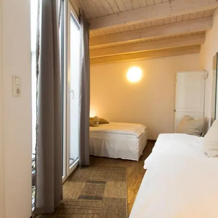 Апартаменты Skipperlodge - Versteck Am Strom Росток